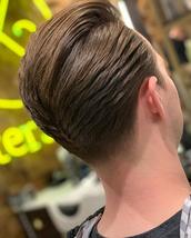 Classic style whit tape back Scissor cut whit tape at the back