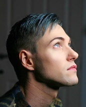 Denim Hair A classic haircut enhanced with tones of Silver and Blues.