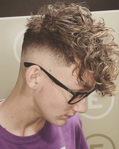 DOING BITS Skinfade dropped with a load of curls