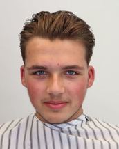 Flow Skin fade, light texture and loose hold for easiness.