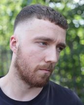 Low maintenance crop on the top Low maintenance crop on the top and down to the skin on the back and