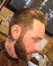 Pomp Pom top graduation fade