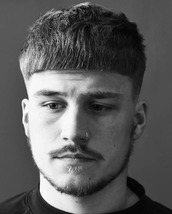 Square layered crop Square layered crop, building weight through the sides to create shape. Blunted 